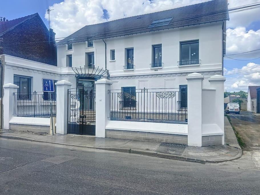 Appartement Neuf Proche Gare Margny-les-Compiegne Eksteriør billede
